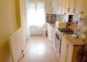 شقة 2 + 1 مع الأثاث في المجمع 250 متر إلى البحر