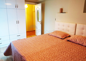 شقة 2 + 1 مع الأثاث في المجمع 250 متر إلى البحر