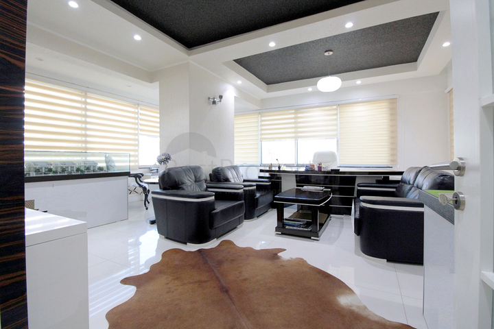 مكتب للبيع في لارا انطاليا