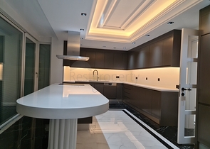 فيلا 8 + 2 على الطراز المغربي في انطاليا 800 متر من البحر