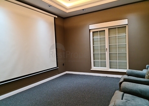 فيلا 8 + 2 على الطراز المغربي في انطاليا 800 متر من البحر