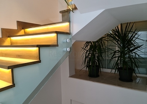 فيلا 8 + 2 على الطراز المغربي في انطاليا 800 متر من البحر