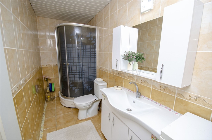 شقة بغرفة نوم واحدة في منطقة ليمان كونيالتي 800 متر إلى البحر