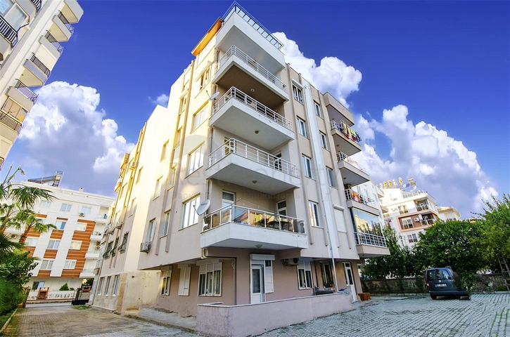 شقة بغرفة نوم واحدة في منطقة ليمان كونيالتي 800 متر إلى البحر