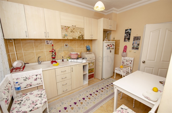 شقة بغرفة نوم واحدة في منطقة ليمان كونيالتي 800 متر إلى البحر