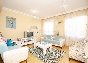 شقة بغرفة نوم واحدة في منطقة ليمان كونيالتي 800 متر إلى البحر