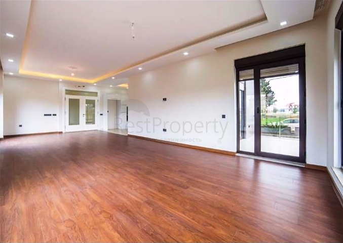 فيلا فاخرة 6 + 2 مع الأثاث في منطقة دوشمالتي