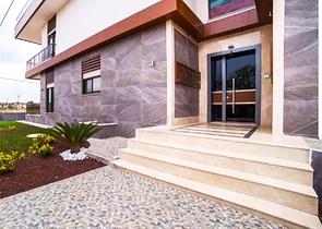 فيلا فاخرة 6 + 2 مع الأثاث في منطقة دوشمالتي