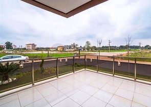 فيلا فاخرة 6 + 2 مع الأثاث في منطقة دوشمالتي