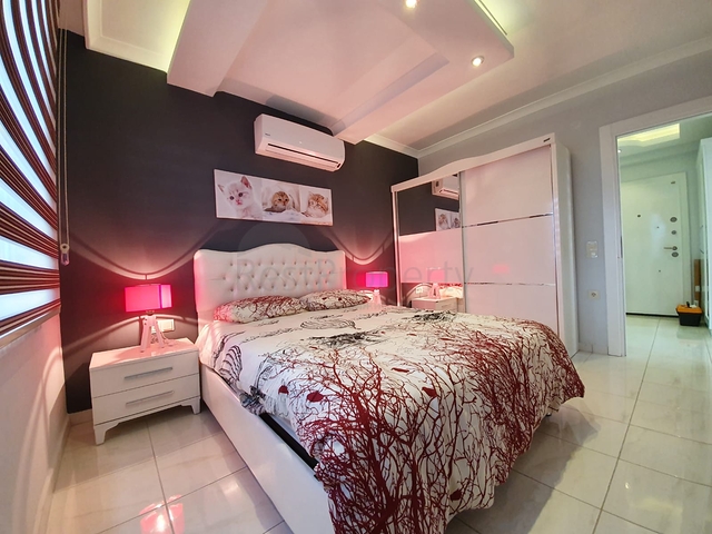 تصميم مميز - شقة مفروشة - ضمن مجمع فاخر في مهموتلار/ الانيا 