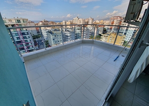 تصميم مميز - شقة مفروشة - ضمن مجمع فاخر في مهموتلار/ الانيا 