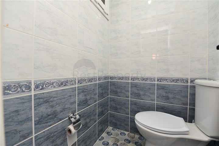 سعر منافس - شقة عائلية 3 غرف وصالة - مطبخ منفصل - في مهموتلار / الانيا 