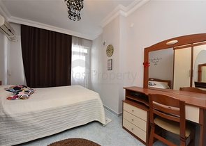 سعر منافس - شقة عائلية 3 غرف وصالة - مطبخ منفصل - في مهموتلار / الانيا 