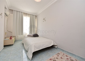 سعر منافس - شقة عائلية 3 غرف وصالة - مطبخ منفصل - في مهموتلار / الانيا 