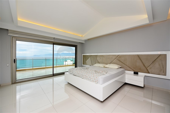 اطلالة بحر - مجمع خمس نجوم - بنتهاوس فاخرة - في كارجي جاك / الانيا 