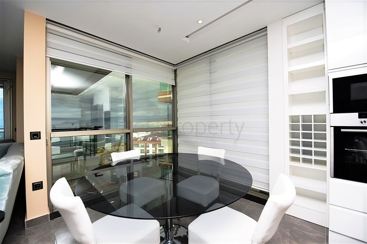 اطلالة بحر - مجمع خمس نجوم - بنتهاوس فاخرة - في كارجي جاك / الانيا 