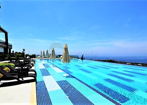 اطلالة بحر - مجمع خمس نجوم - بنتهاوس فاخرة - في كارجي جاك / الانيا 