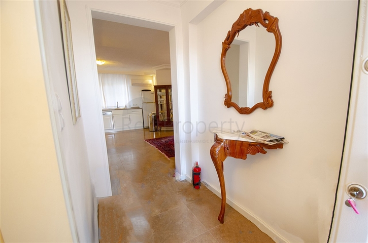 فيلا منفصلة 3 + 1 مع الأثاث في لارا أنطاليا