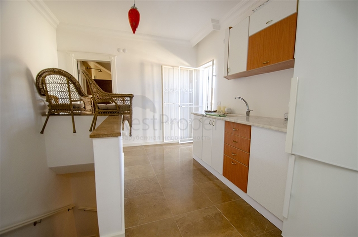 فيلا منفصلة 3 + 1 مع الأثاث في لارا أنطاليا