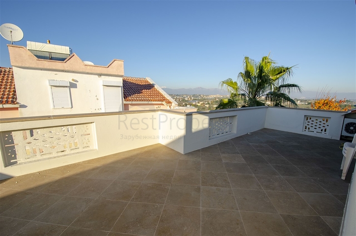 فيلا منفصلة 3 + 1 مع الأثاث في لارا أنطاليا