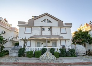 فيلا منفصلة 3 + 1 مع الأثاث في لارا أنطاليا