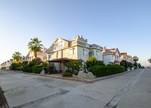 فيلا منفصلة 3 + 1 مع الأثاث في لارا أنطاليا