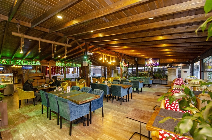 مشروع استثماري الجاهز ، مطعم للبيع في لارا