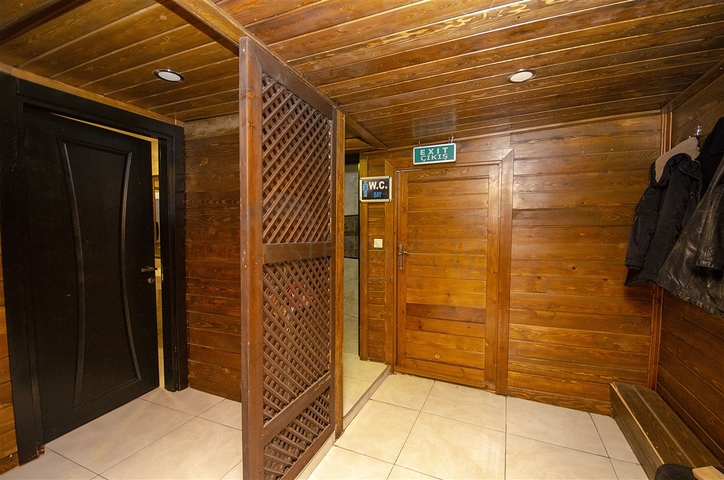 مشروع استثماري الجاهز ، مطعم للبيع في لارا