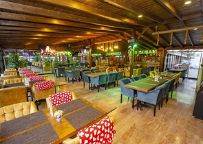 مشروع استثماري الجاهز ، مطعم للبيع في لارا