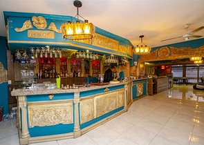 مشروع استثماري الجاهز ، مطعم للبيع في لارا