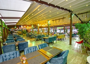 مشروع استثماري الجاهز ، مطعم للبيع في لارا