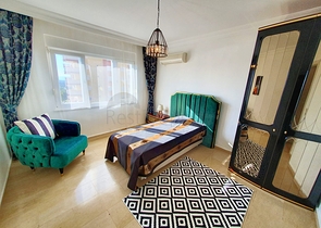 اطلالة بحر وقلعة - شقة عائلية 3 غرف وصالة - سعر منافس - ضمن منطقة مهموتلار / الانيا 