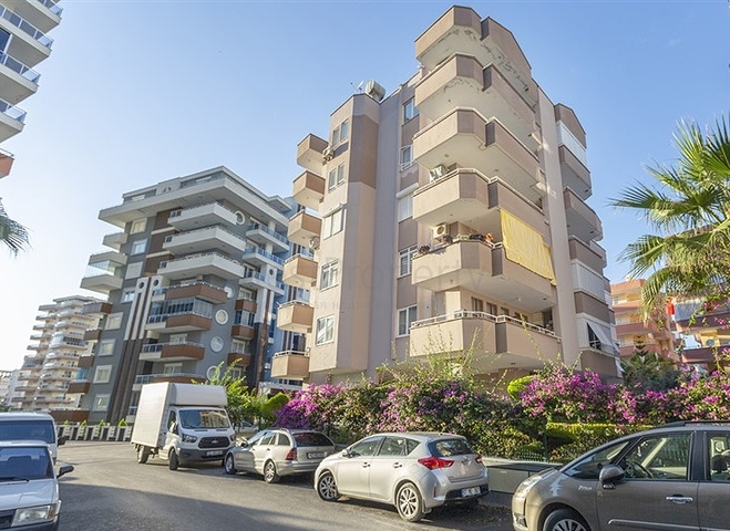 شقة 2 غرفة وصالة - سعر مناسب - قريبة من البحر في مهموتلار / الانيا 