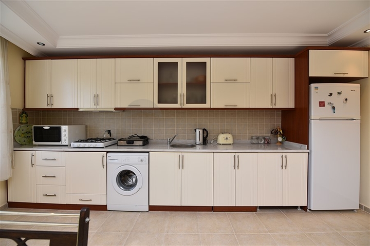 شقة غرفتين وصالة - مفروشة - ضمن مجمع سكني - في مهموتلار / الانيا 