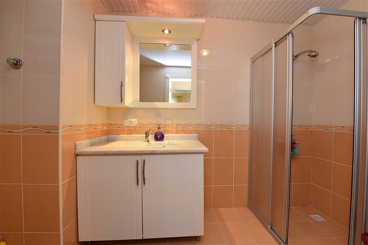 شقة غرفتين وصالة - مفروشة - ضمن مجمع سكني - في مهموتلار / الانيا 