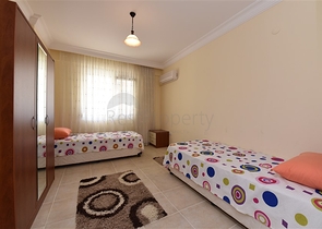 شقة غرفتين وصالة - مفروشة - ضمن مجمع سكني - في مهموتلار / الانيا 