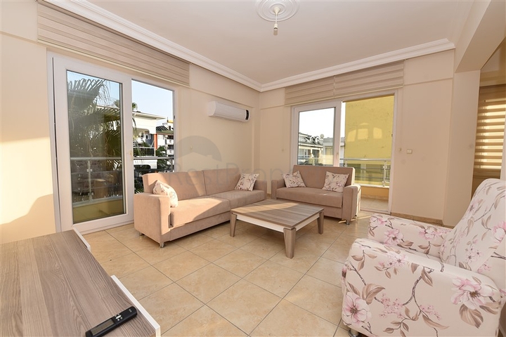 سعر مميز - بنتهاوس مفروشة - في مركز مدينة الانيا 