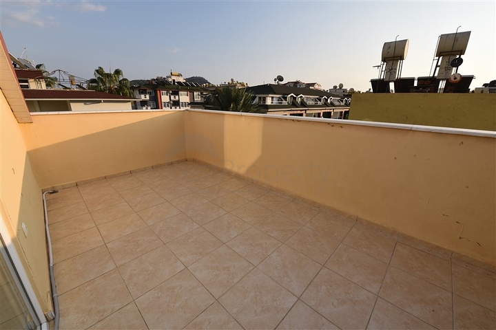 سعر مميز - بنتهاوس مفروشة - في مركز مدينة الانيا 