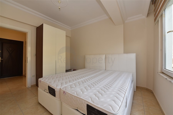 سعر مميز - بنتهاوس مفروشة - في مركز مدينة الانيا 