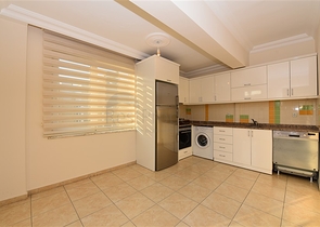 سعر مميز - بنتهاوس مفروشة - في مركز مدينة الانيا 