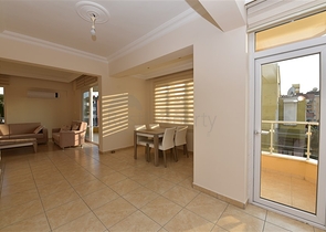 سعر مميز - بنتهاوس مفروشة - في مركز مدينة الانيا 