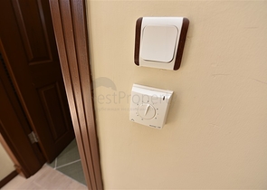 اطلالة بحر مباشرة - شقة عائلية 2 غرفة وصالة - في الانيا 