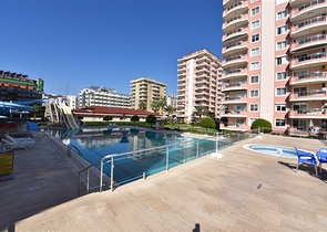 اطلالة بحر مباشرة - شقة عائلية 2 غرفة وصالة - في الانيا 