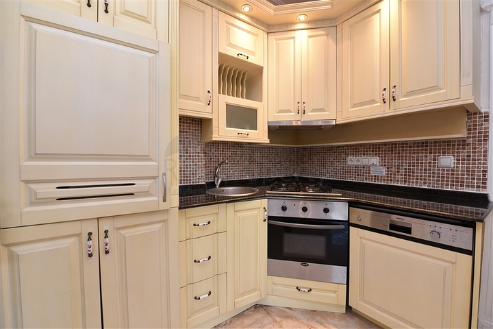 مجمع 5 نجوم - شقة غرفة وصالة مفروشة - بسعر منافس - كارجي جاك / الانيا 