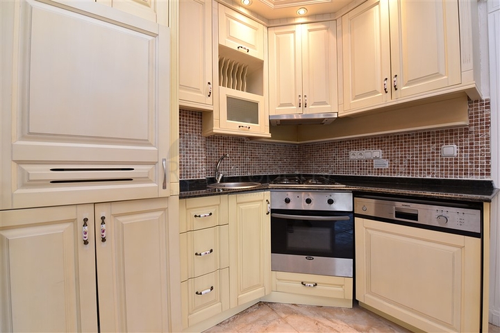 مجمع 5 نجوم - شقة غرفة وصالة مفروشة - بسعر منافس - كارجي جاك / الانيا 