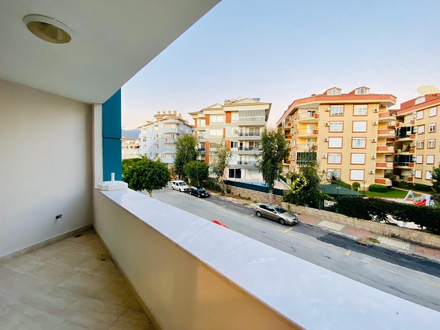 قريبة من البحر - شقة غرفتين وصالة في اوبا / الانيا 