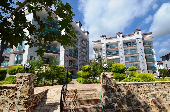 اطلالة على النهر - دوبلكس 3 غرف وصالة - مجمع حديث - في توسمور / الانيا 