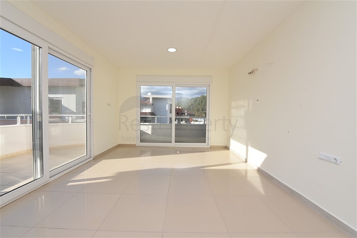 اطلالة على النهر - دوبلكس 3 غرف وصالة - مجمع حديث - في توسمور / الانيا 