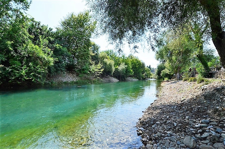 اطلالة على النهر - دوبلكس 3 غرف وصالة - مجمع حديث - في توسمور / الانيا 