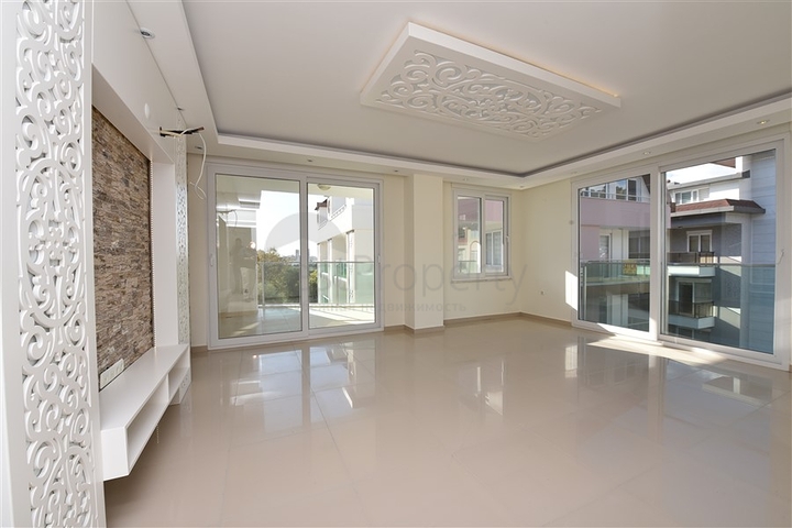 اطلالة على النهر - دوبلكس 3 غرف وصالة - مجمع حديث - في توسمور / الانيا 